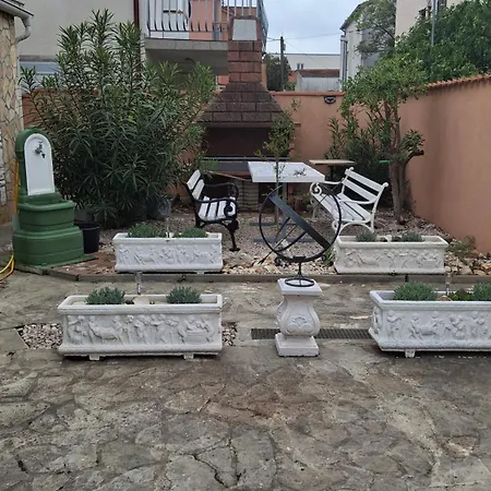 Jasna Appartamento Pirovac